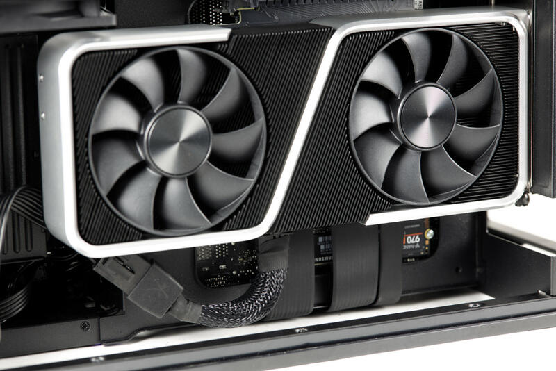 NZXT H1 2022 mit GeForce RTX 3060 Ti FE Einbau