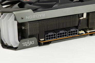 PowerColor Radeon RX 6950 XT Red Devil PCIe-Stromanschlüsse