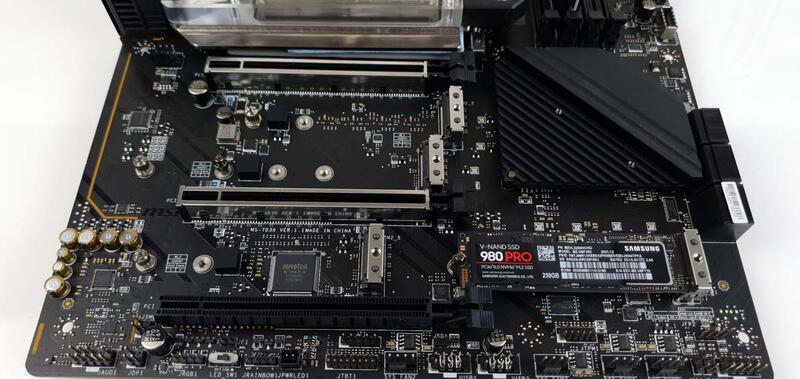 MSI-MPG-Z690-CARBON-EK-X-Bild12 MSI-MPG-Z690-CARBON-EK-X-Bild12