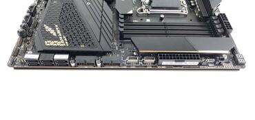 MSI_MEG_Z690_ACE-Bild03