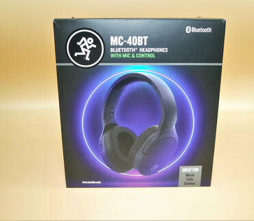 Mackie MC-40BT Verpackung