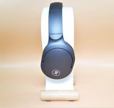 Mackie MC-40BT Seitenansicht
