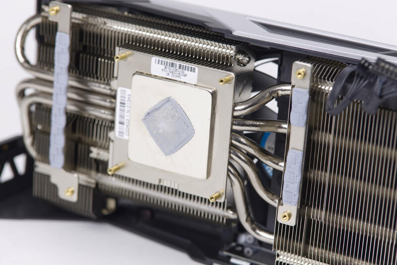Sapphire Radeon RX 6750 XT Nitro+ Vapor-Chamber