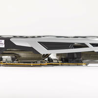 Sapphire Radeon RX 6750 XT Nitro+ Seitenansicht 4