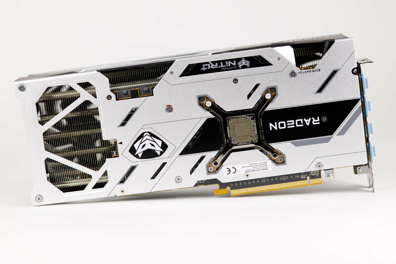 Sapphire Radeon RX 6750 XT Nitro+ Rückseite