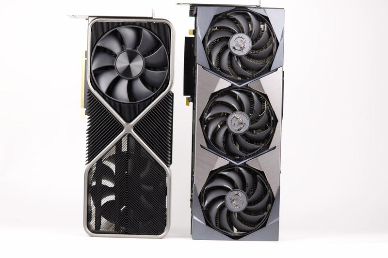MSI GeForce RTX-3080 Suprim X 12G vs. RTX 3090 FE MSI GeForce RTX-3080 Suprim X 12G vs. RTX 3090 FE