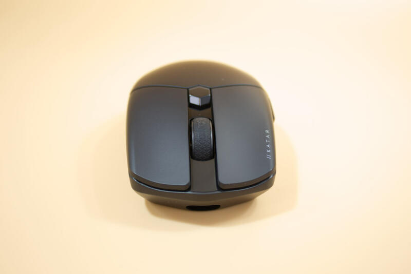 Corsair Katar Elite Wireless Front Corsair Katar Elite Wireless Front