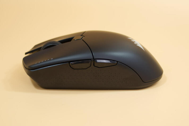 Corsair Katar Elite Wireless Seite Corsair Katar Elite Wireless Seite