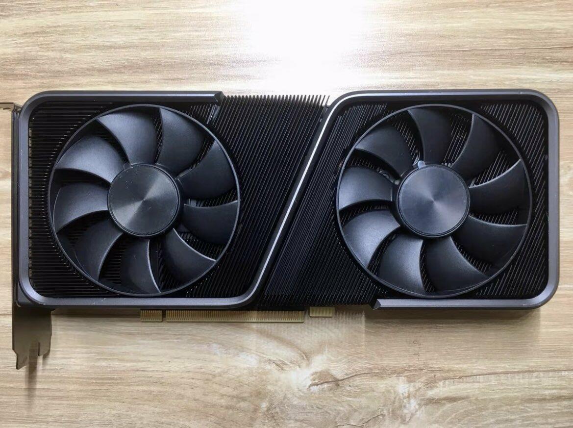 NVIDIA GeForce RTX 3070 Ti Prototyp  Bild © MEGAsizeGPU