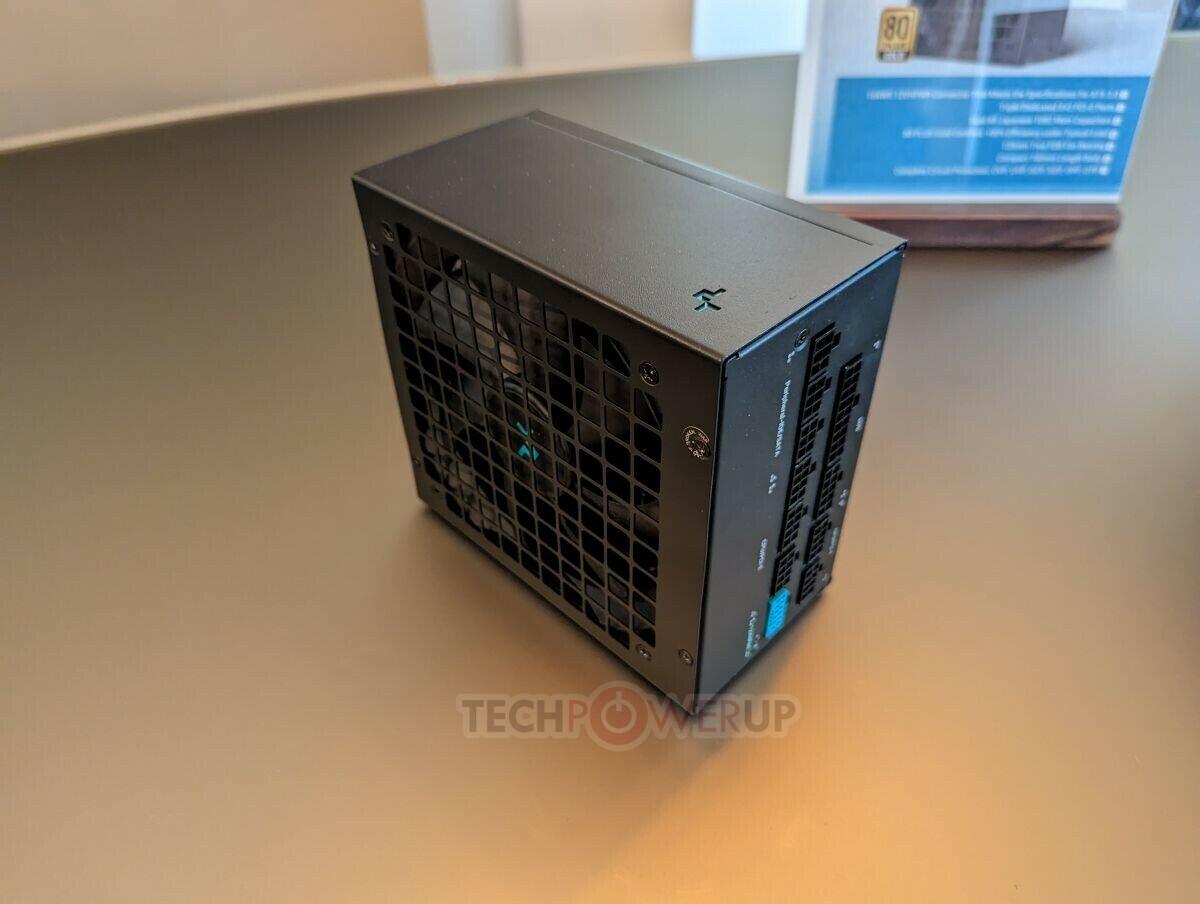 Deepcool PX-P- und PX-G-Serien mit 12VHPWR-Anschluss  Bild © TechPowerUp