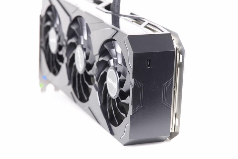 KFA2 GeForce RTX 4070 Ti SG Ansicht 2