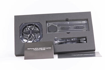 KFA2 GeForce RTX 4070 Ti SG Lieferumfang