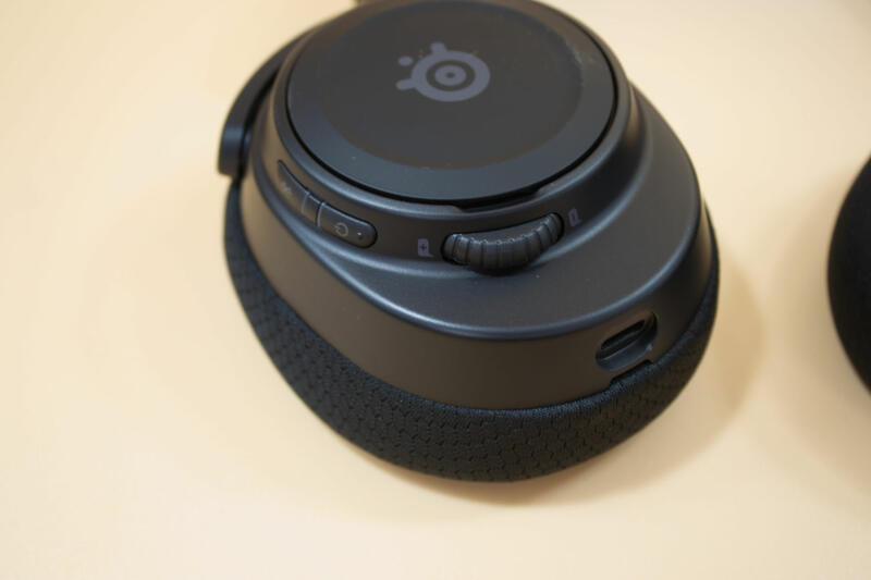 Steelseries Arctis NOVA 7P Wireless Regler Steelseries Arctis NOVA 7P Wireless Regler