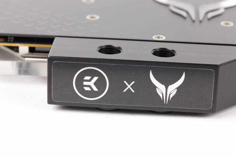 PowerColor Radeon RX 7900 XTX Liquid Devil - Wasserblock PowerColor Radeon RX 7900 XTX Liquid Devil - Wasserblock