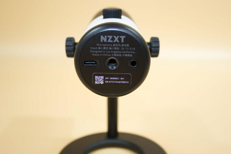 NZXT Capsule Mini unten NZXT Capsule Mini unten