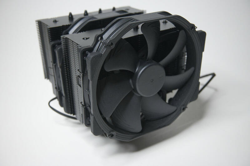 Noctua NH-D15 chromax.black Test