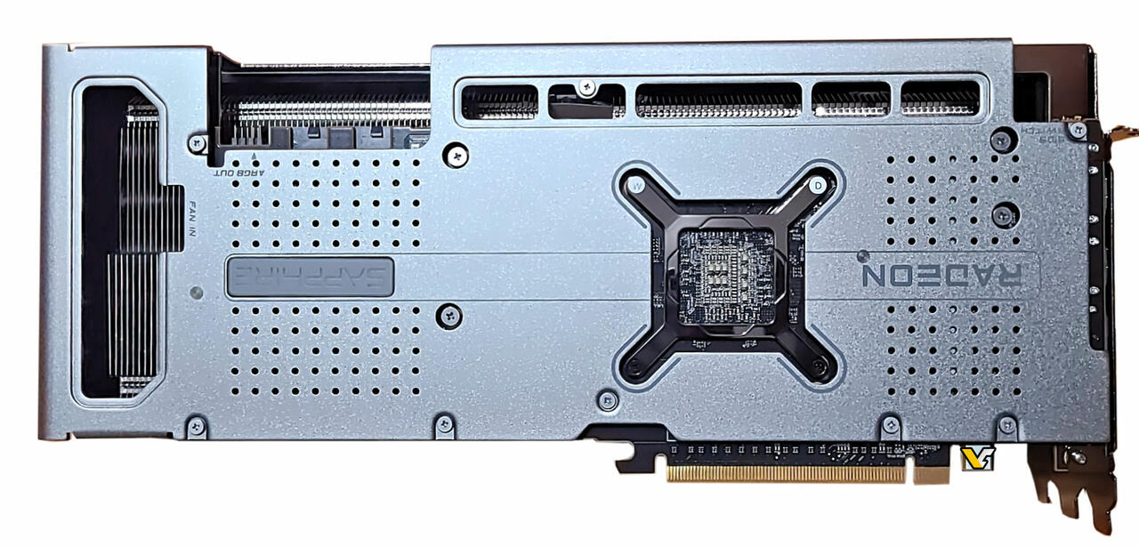 Sapphire RX 7900 GRE NITRO+  Bild © @wnxod