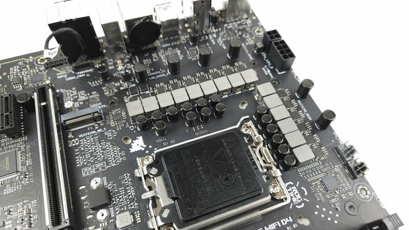 ASUS ROG Strix B760-G Gaming WIFI D4 Bild10