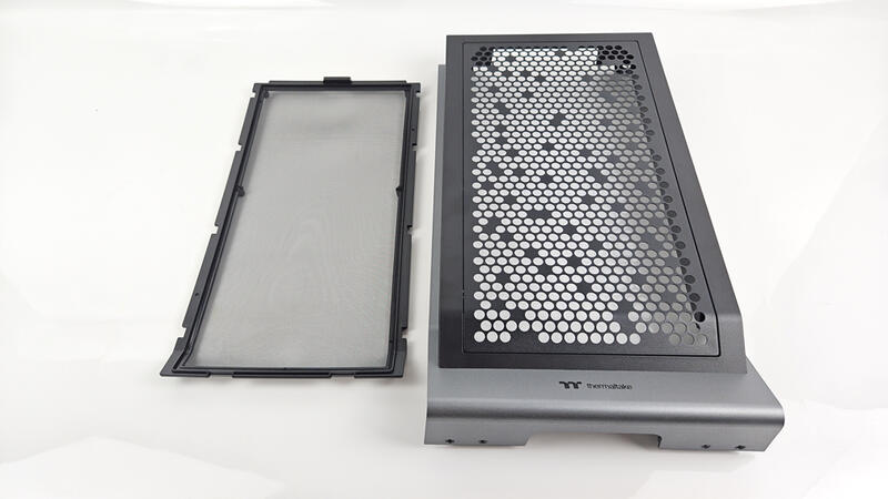 Thermaltake_Ceres_300_ARGB-Bild02_01 Thermaltake_Ceres_300_ARGB-Bild02_01