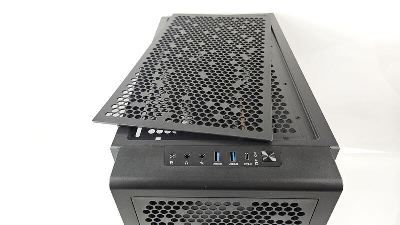 Thermaltake_Ceres_300_ARGB-Bild03 Thermaltake_Ceres_300_ARGB-Bild03