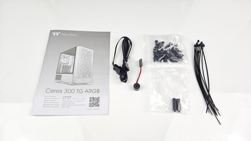 Thermaltake_Ceres_300_ARGB-Bild07 Thermaltake_Ceres_300_ARGB-Bild07
