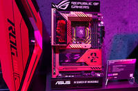 ASUS zeigte neue ROG-Mainboards, EVA Special Edition Komponenten sowie Monitore auf der Gamescom