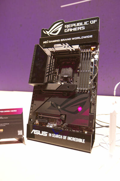 ASUS ROG-Z790-Dark-HERO ASUS ROG-Z790-Dark-HERO