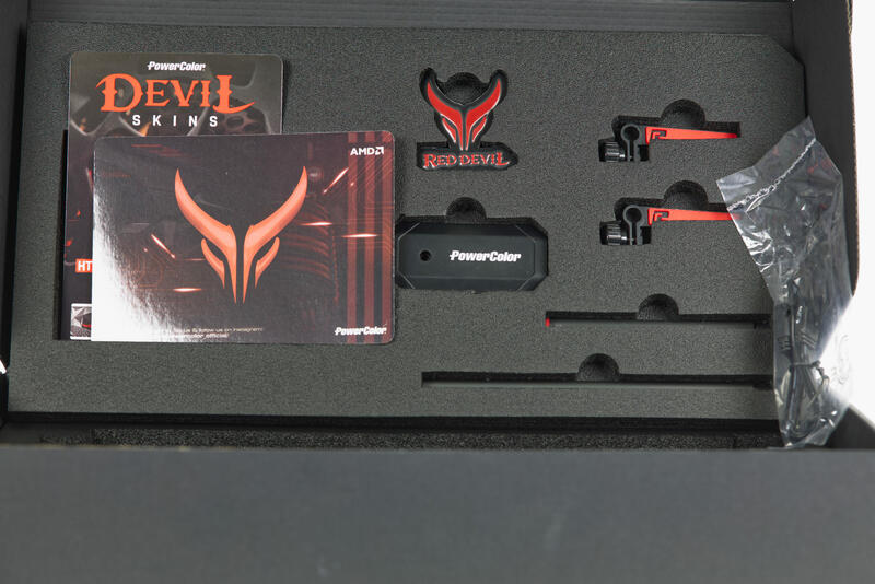 PowerColor Radeon RX 7800 XT RedDevil Lieferumfang PowerColor Radeon RX 7800 XT RedDevil Lieferumfang