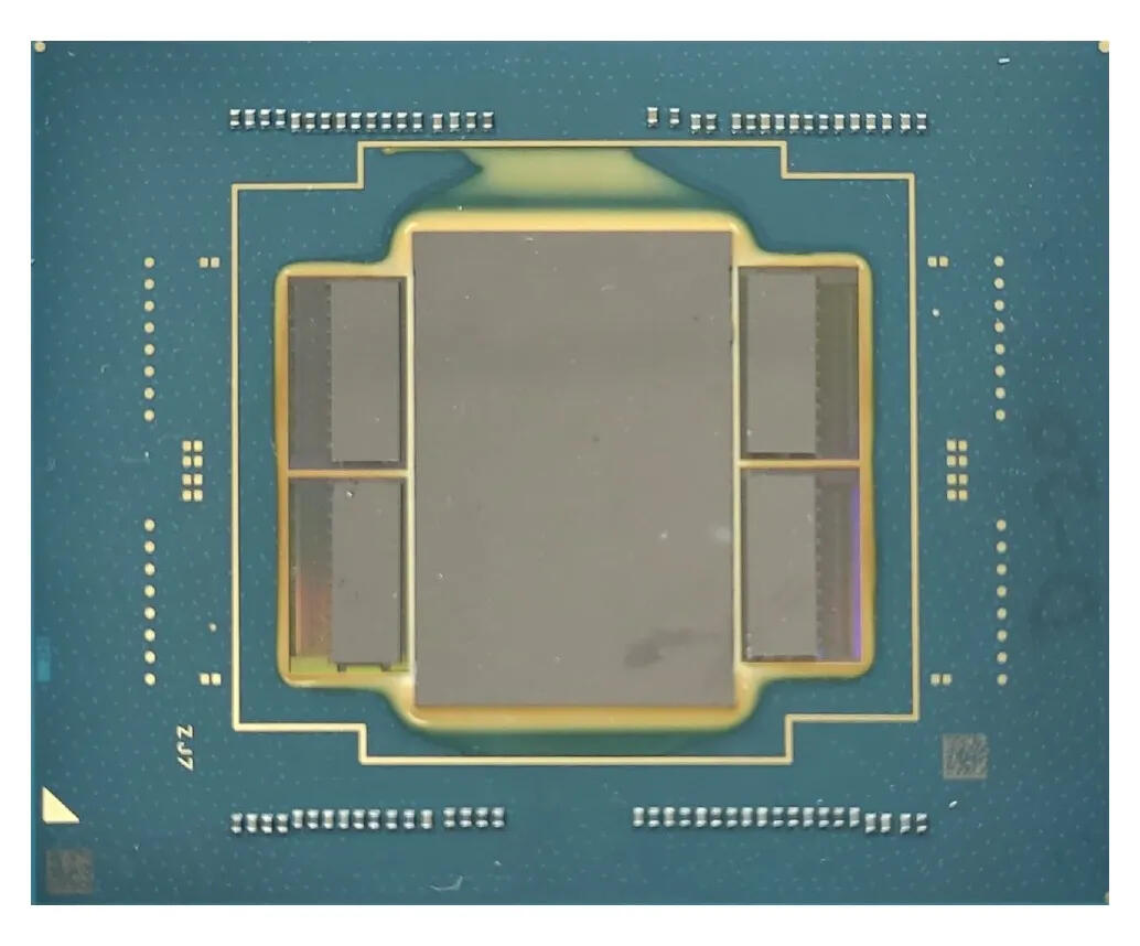 Intel zeigt Acht-Kern-CPU mit 528 Threads