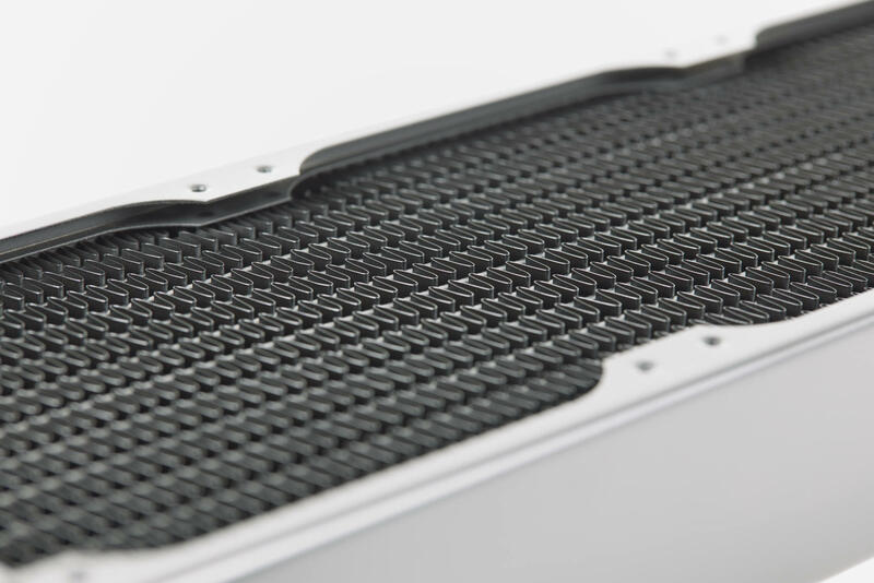Alphacool Core Hurrican 360mm XT45 HardTube Radiator Alphacool Core Hurrican 360mm XT45 HardTube Radiator