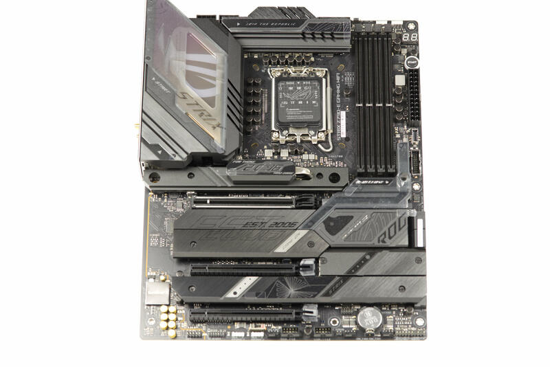 ASUS ROG Strix Z790-E Gaming Wifi ASUS ROG Strix Z790-E Gaming Wifi