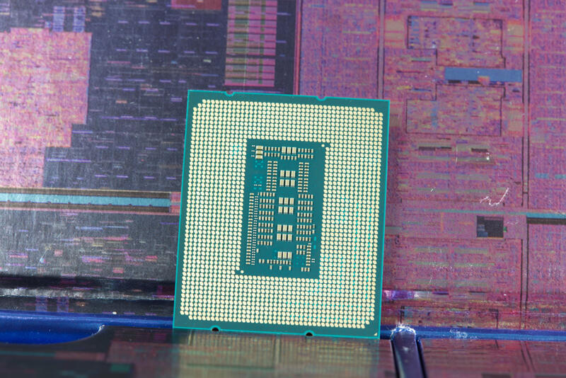 Intel Core i5-13600K LGA1700 Intel Core i5-13600K LGA1700