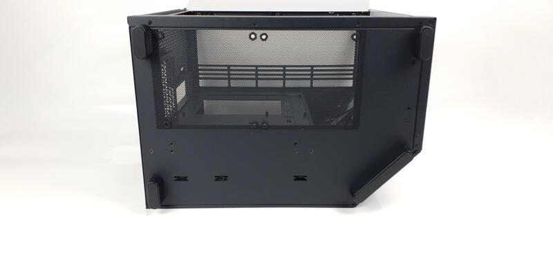NZXT_H6_FLOW_RGB-Bild06_4 NZXT_H6_FLOW_RGB-Bild06_4
