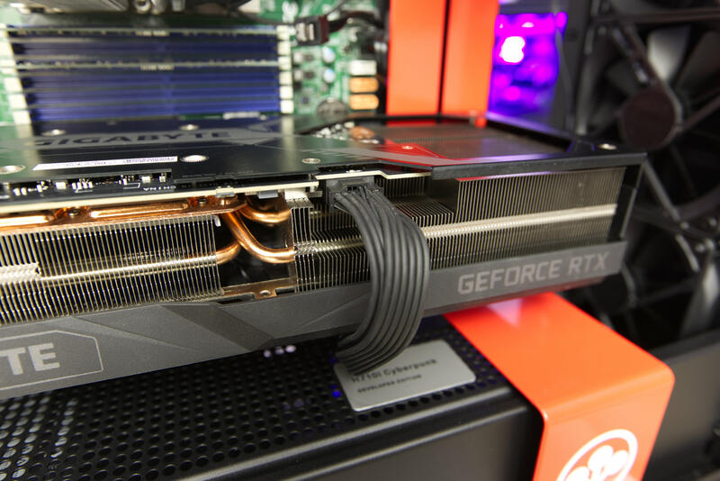 Corsair RM1000x Shift 12VHPWR-Anschluss für GeForce RTX 4090 Corsair RM1000x Shift 12VHPWR-Anschluss für GeForce RTX 4090