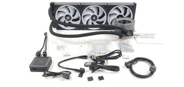 ICUE-LINK-H150i-LCD_Bild04