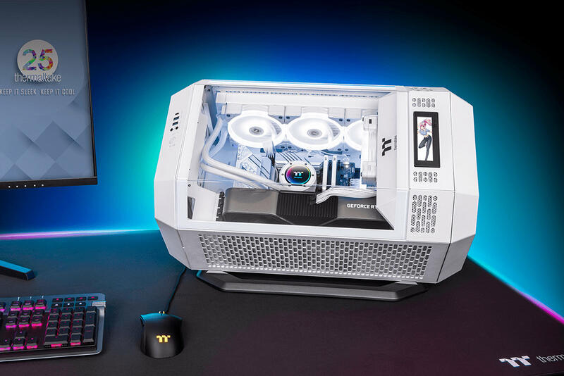 Thermaltake Tower 300 Micro Thermaltake Tower 300 Micro
