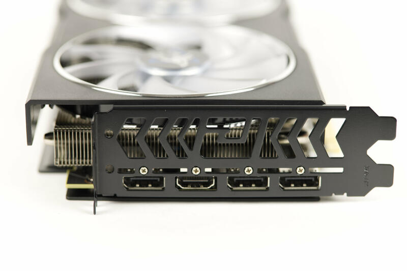 PowerColor Radeon RX 7600 XT Hellhound Anschlüsse PowerColor Radeon RX 7600 XT Hellhound Anschlüsse