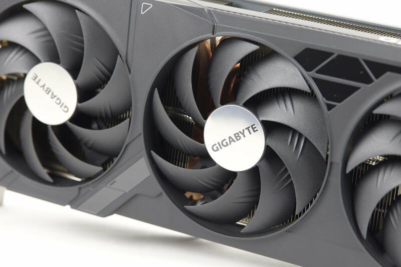 GIGABYTE GeForce RTX 4080 SUPER Windforce V2 16G - Lüfter GIGABYTE GeForce RTX 4080 SUPER Windforce V2 16G - Lüfter