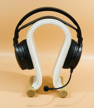 Audeze Maxwell Ansicht von vorne mit Mikrofon