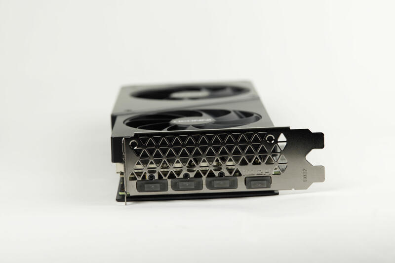 INNO3D GeForce RTX 4070 Ti SUPER Twin X2 Anschlüsse INNO3D GeForce RTX 4070 Ti SUPER Twin X2 Anschlüsse
