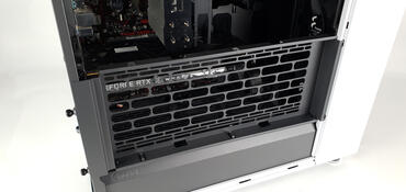 Fractal Design North XL - Seitliche Lüfterhalterung Verbautes System