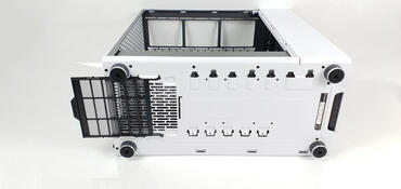 Fractal Design North XL - Unterseite