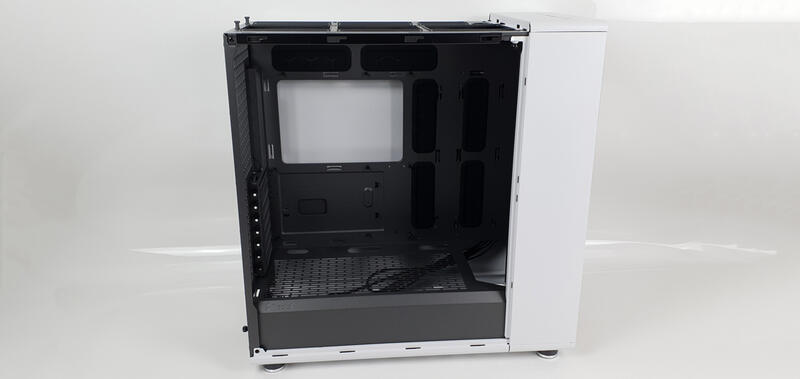 Fractal Design North XL - Linke Seite offen