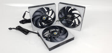 Thermaltake TOUGHLIQUID Ultra 420 RGB - Lüfter