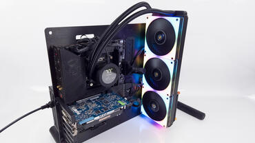 Thermaltake TOUGHLIQUID Ultra 420 RGB - AIO Verbaut