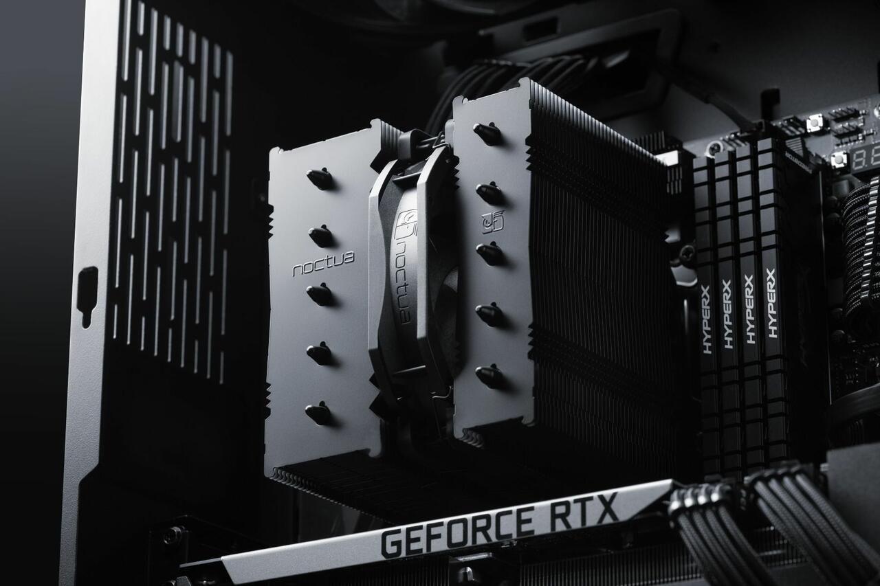 Noctua NH-D12L chromax.black  Bild © Noctua