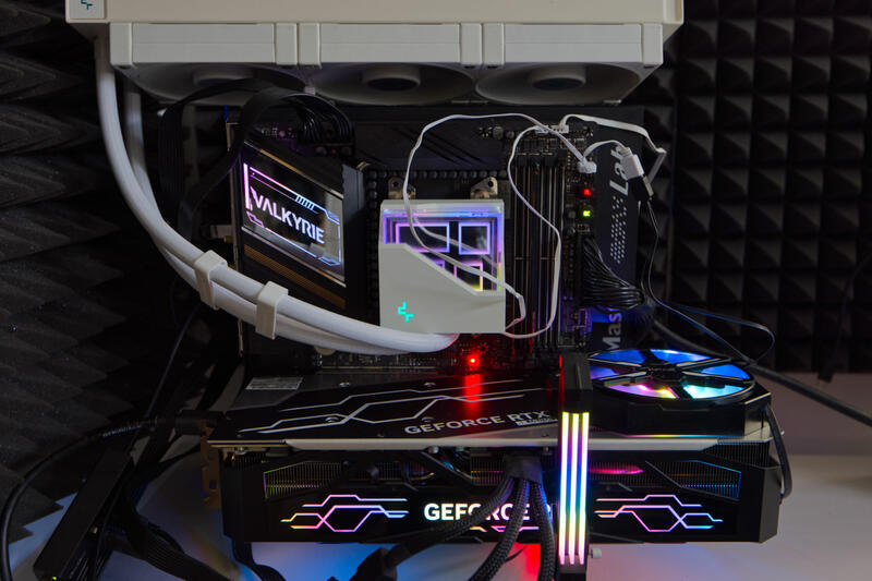 KFA2 GeForce RTX 4080 SUPER SG ARGB 2 KFA2 GeForce RTX 4080 SUPER SG ARGB 2