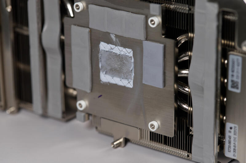 KFA2 GeForce RTX 4080 SUPER SG Kühler-Base KFA2 GeForce RTX 4080 SUPER SG Kühler-Base