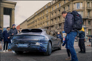 Denza zeigt elektrisches Luxusauto in Stuttgart
