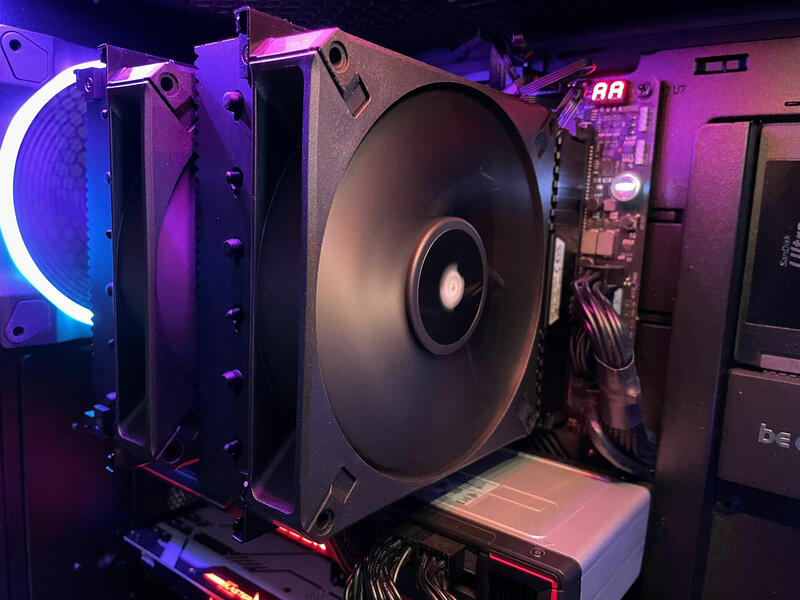 Corsair A115 Kühler